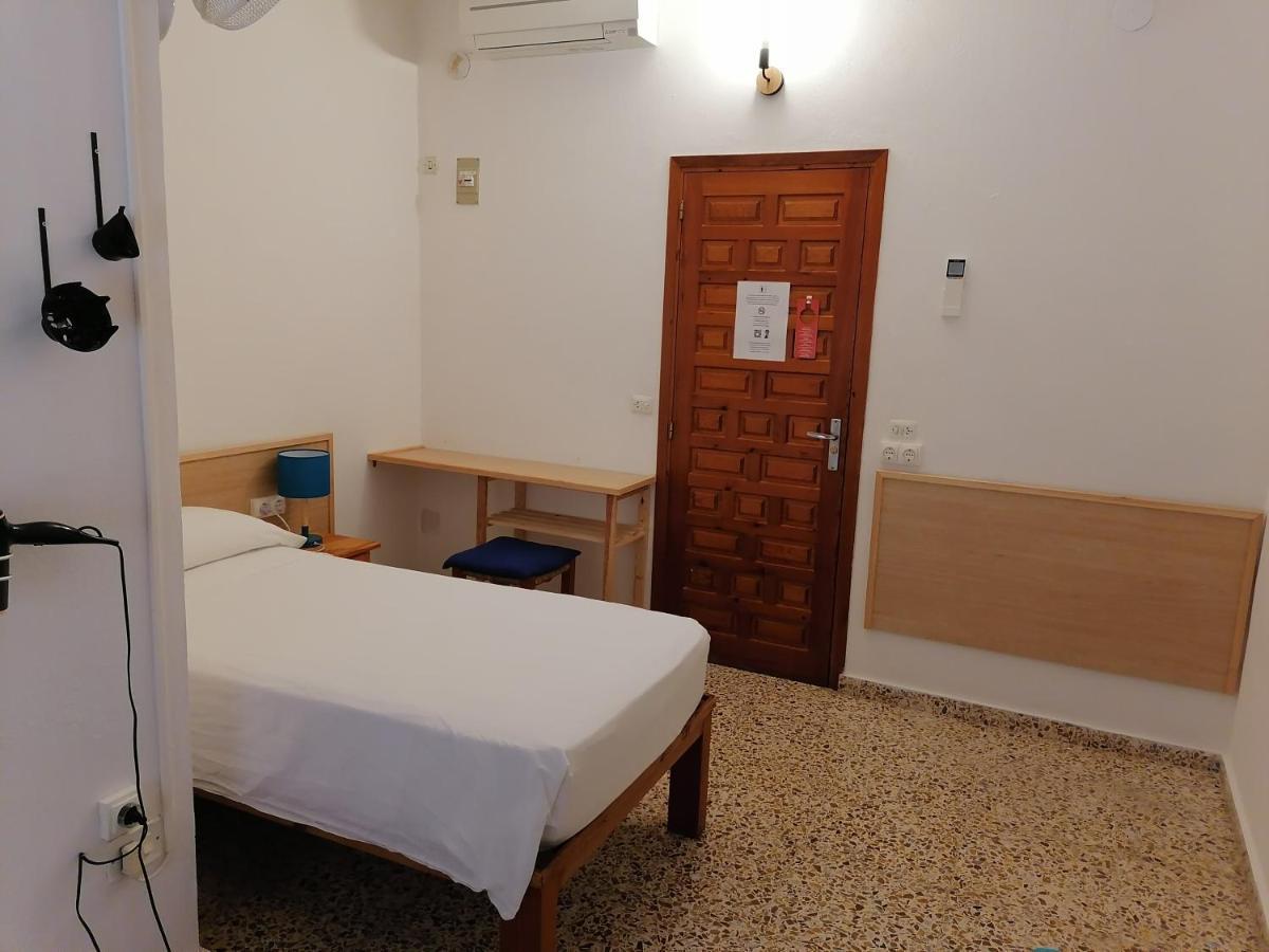 Hostal Pepe San Ferrán de ses Roques Eksteriør bilde