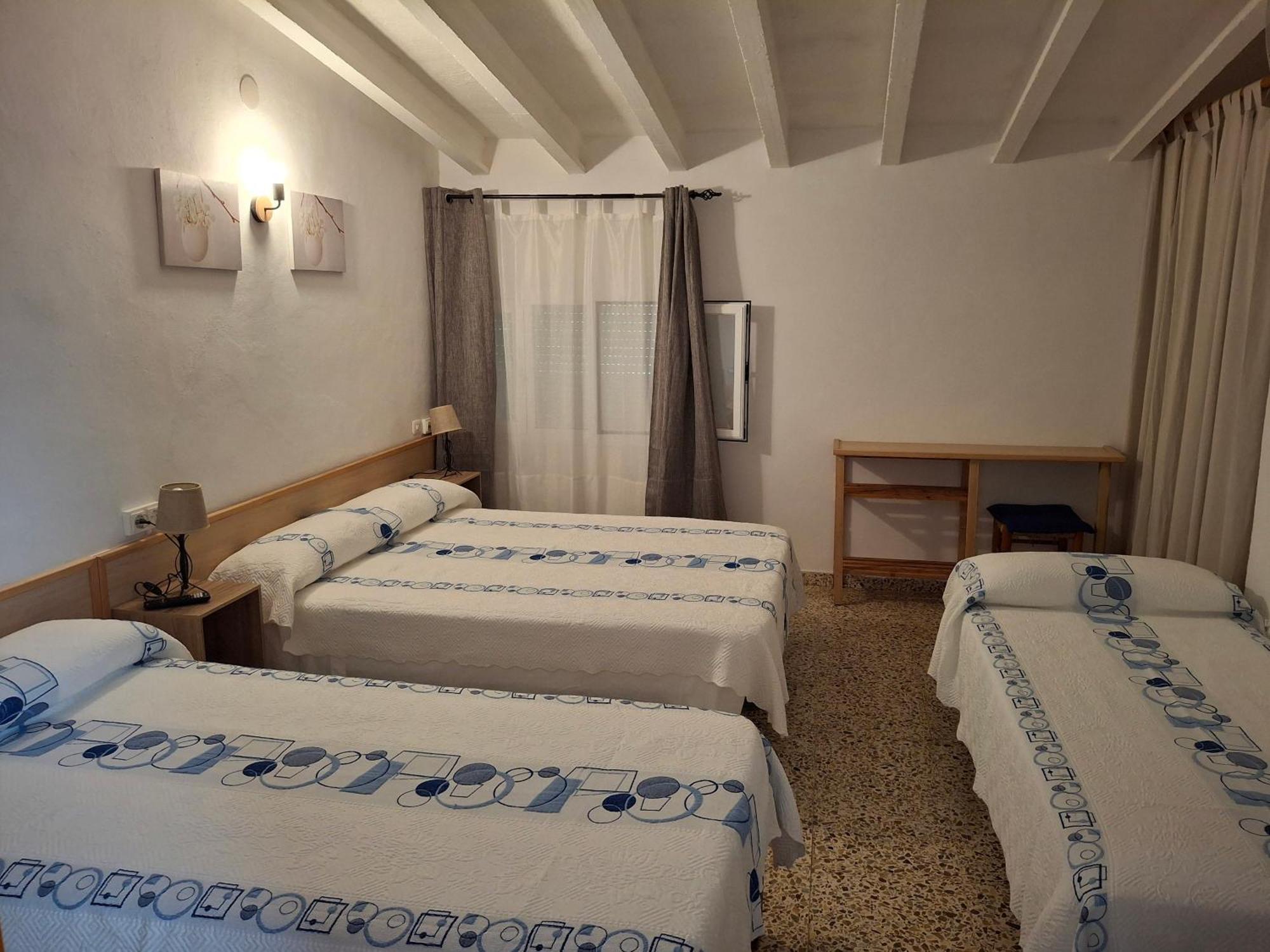 Hostal Pepe San Ferrán de ses Roques Eksteriør bilde